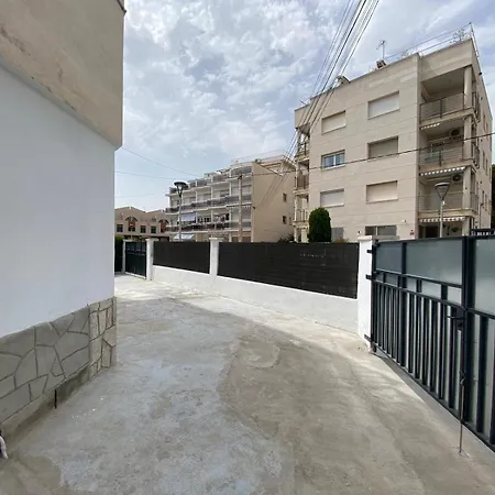 Bajos Daurada Apartment *